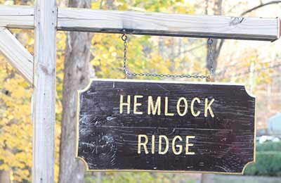 Hemlock Ridge on candlewood lake